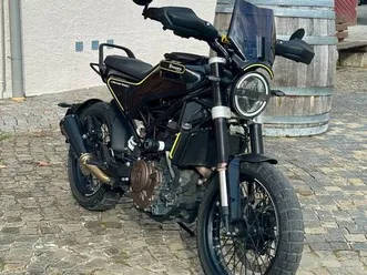husqvarna svartpilen 401, mit extras und mfk