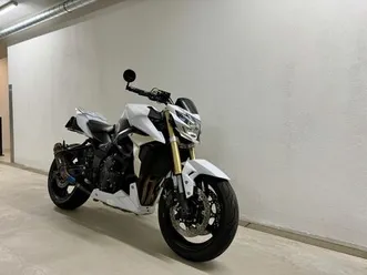 suzuki gsr 750a (35kw)