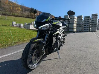 triumph street triple rs 2020
