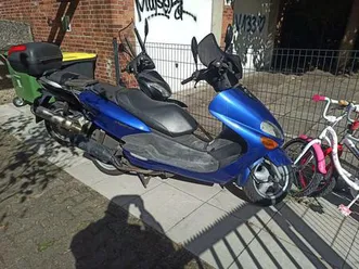 mbk skyliner 125 (yamaha majesty) bj.1999 (se02) tüv 9.2027 defek