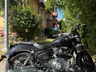 royal enfield super meteor