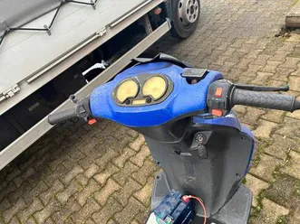 motorroller blau - bastlerfahrzeug, springt nicht an