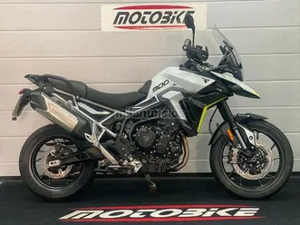 triumph - tiger 900