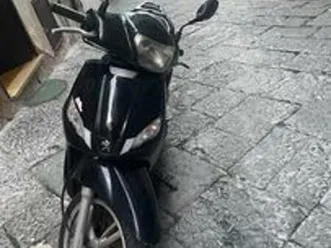 peugeot tweet 150 - 2011