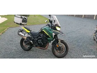 benelli trk 702x