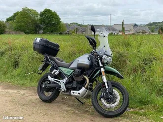 moto guzzi v85 tt travel centenario