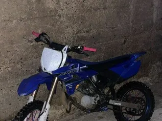85 yz
