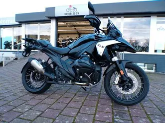 bmw r 1300 gs triple black dsa innova sh riding a