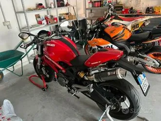 2009 ducati monster 696 a2