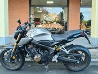 honda cb 650 r tua a 2.900€ operazione 50%