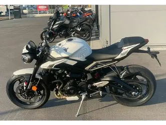 triumph street triple 765 r