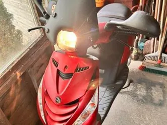 nieuwe zip 4t 50cc - nooit gebruikt! — scooters | piaggio — marktplaats