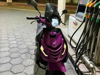 piaggo zip roze (geel kenteken) — scooters | piaggio — marktplaats