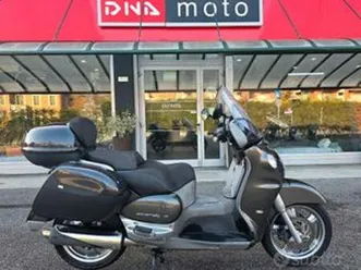 aprilia scarabeo 500