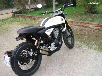 moto 125 rieju century