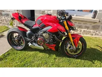 ducati streetfighter v4s