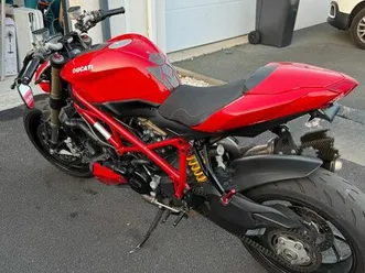 ducati streetfighter 848