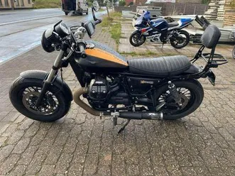 ② moto guzzi v9 bobber