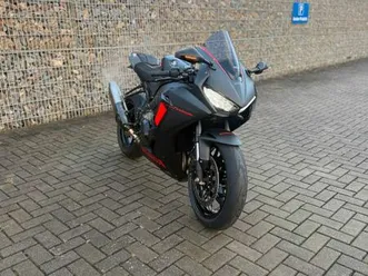 honda cbr 1000rr sc77