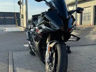 bmw s1000rr