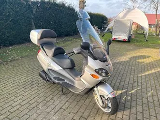 piaggio x9 roller 125 ccm silber - guter zustand