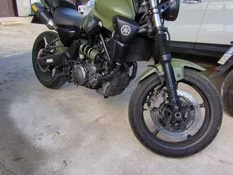 yamaha mt-03 verde
