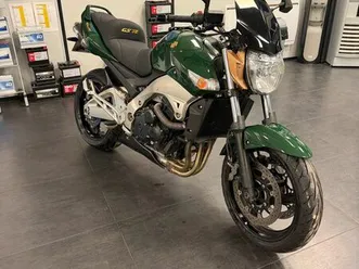 suzuki 600 gsr a2