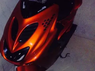 scooter nitro orange