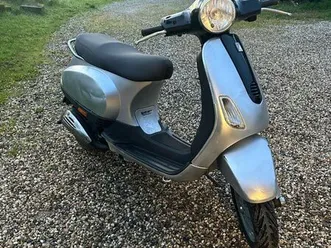 piaggio vespa