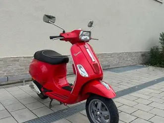 piaggio vespa s50 sprint 2000km rot