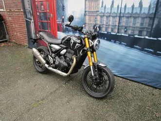 triumph speed 400 gesteppte sitzbank