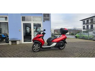 peugeot metropolis 400 i top case!