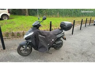 scooter peugeot kisbee 50 black edition