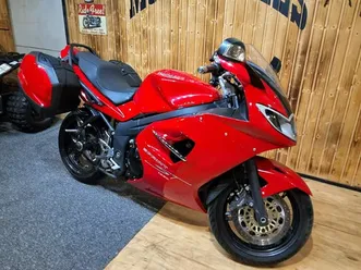 triumph sprint triumph sprint st 1050 zadbany jak nowy..kufry..maly przebieg stare miasto