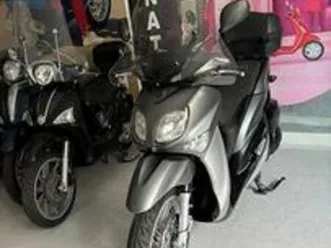 yamaha xenter 125 grigio metallizzato