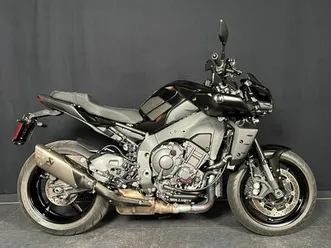 yamaha mt10 *sehr viel zubehör *