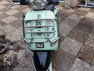 vespa et4 2002 ct ok
