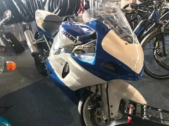 suzuki gsx 600 racing 1.hand