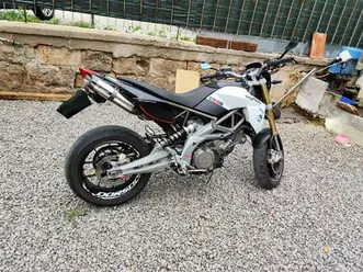 aprilia dorsoduro bianco