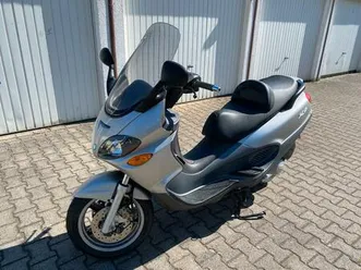 roller piaggio x9 125 ccm