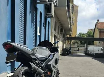 suzuki gsx-r 750 grigio