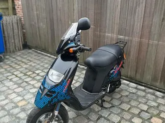 ② piaggio typhoon 50 cc x-race “collectors item”