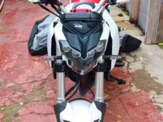 benelli - tnt 125 cc