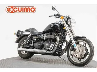 triumph - speedmaster 900 2-tone