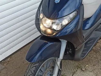 piaggio beverly 250i →