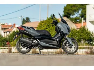 yamaha xmax 300 techmax, 2022 god.
