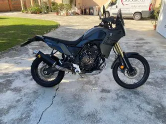 yamaha ténéré 700 grigio