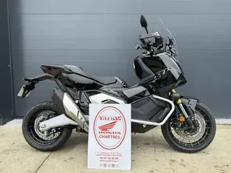 honda x-adv 750 2025 750 cm3 | scooter | 350 km | noir | 28630 fontenay sur eure