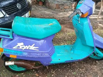 peugeot st scooter peças algoz e tunes