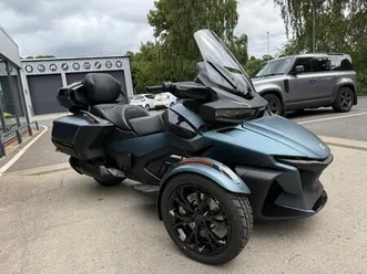 2025 75 plate can-am spyder rt limited 6 speed semi automatic trike in blue